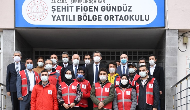 Yatılı Bölge Ortaokulu Öğrencileri İçin Türk Kızılayı İş Birliğinde Materyal Desteği